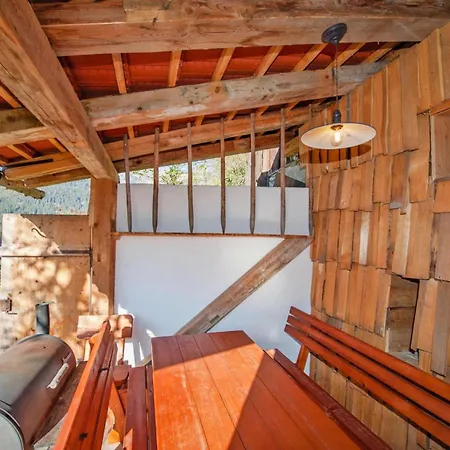 アパート Farmhouse In Tobadill With Mountain Views, Cleaning Included *